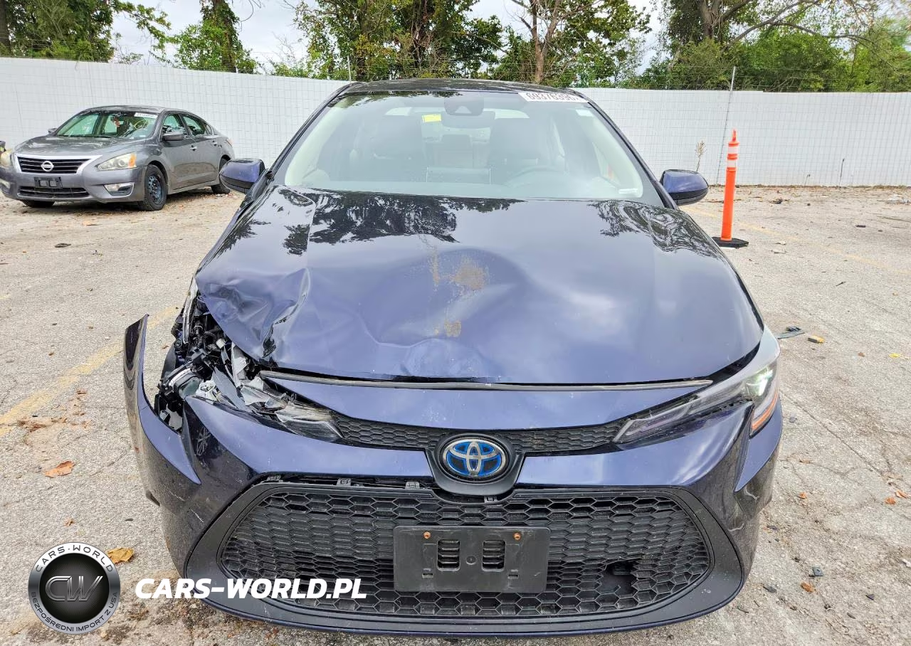 2020 Toyota Corolla Le VIN:JTDEBRBEXLJ004133 - 5