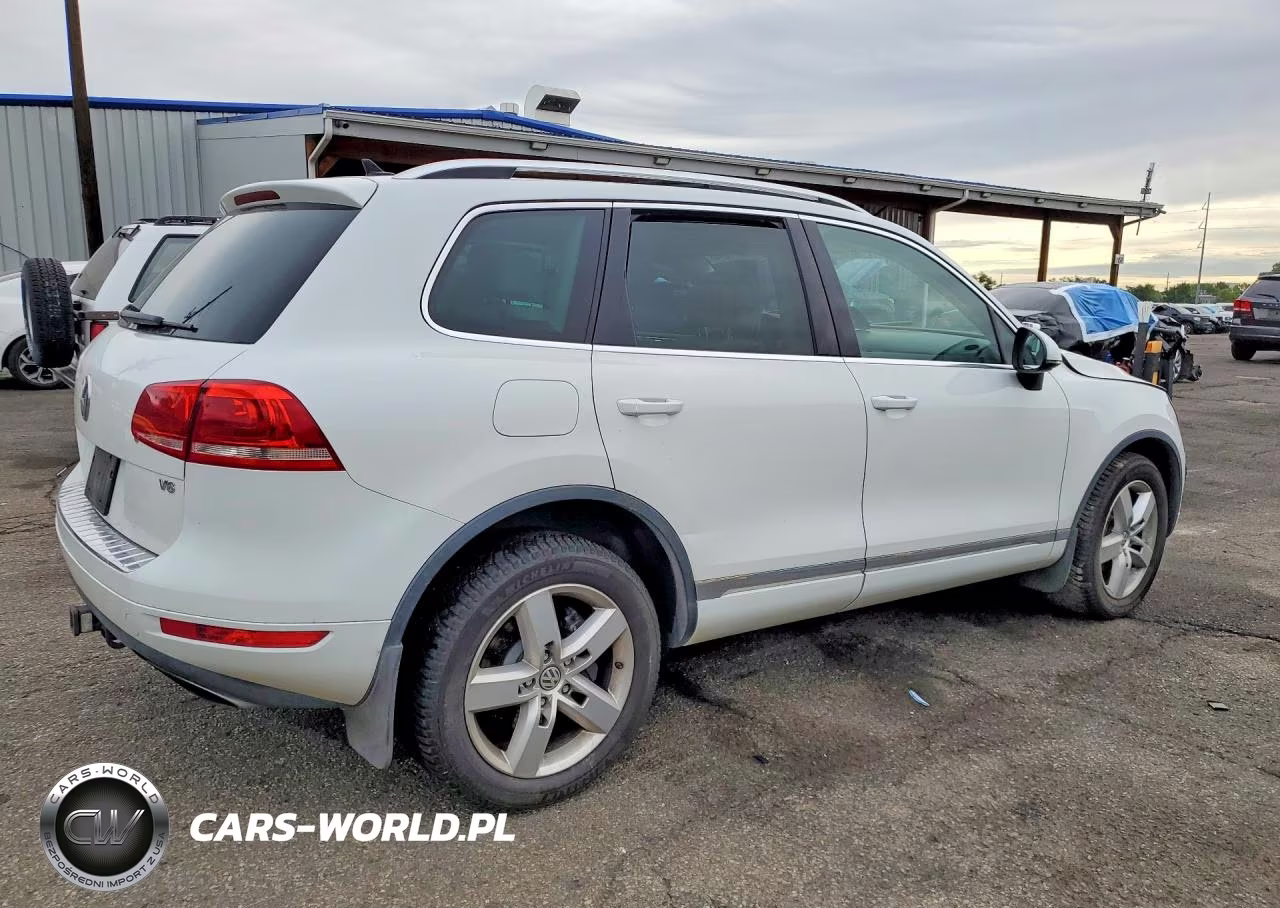 2013 Volkswagen Touareg V6 VIN:WVGEF9BP0DD007608 - 3