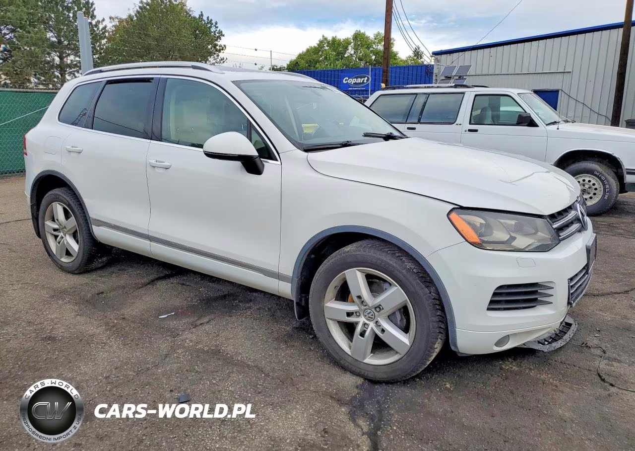 2013 Volkswagen Touareg V6 VIN:WVGEF9BP0DD007608 - 4