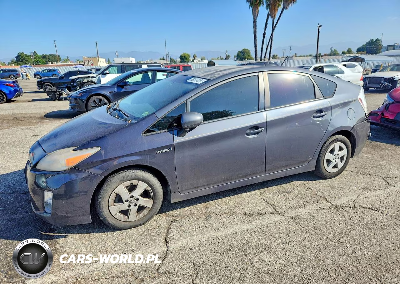 2011 Toyota Prius Three