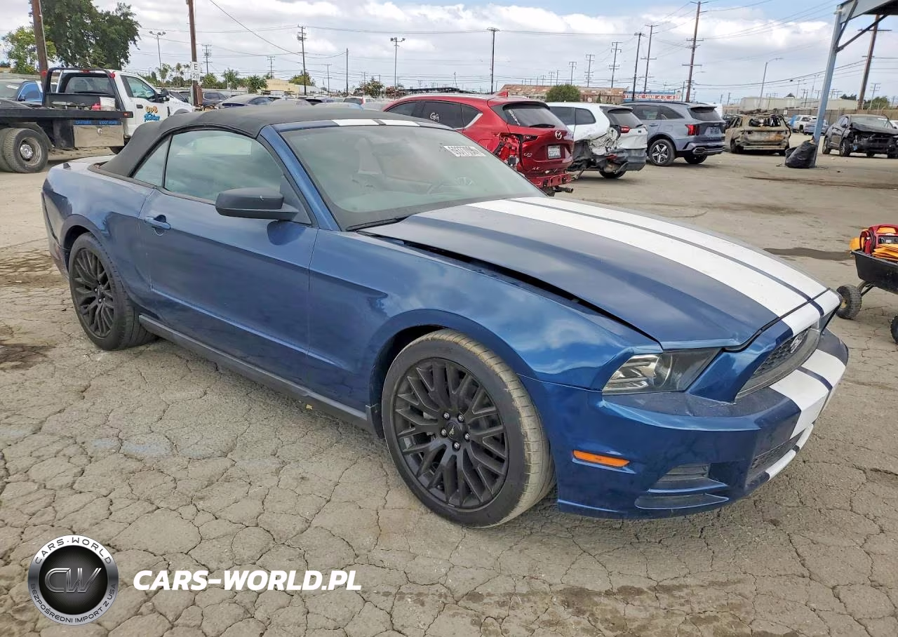 2014 Ford Mustang VIN:1ZVBP8EM8E5240015 - 4