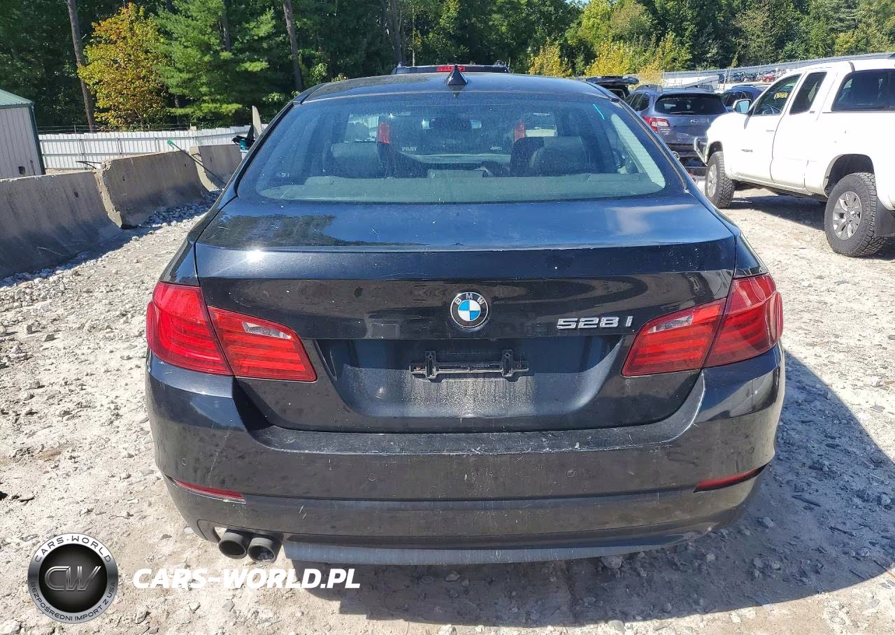 2012 BMW 528 Xi VIN:WBAXH5C54CDW03152 - 6