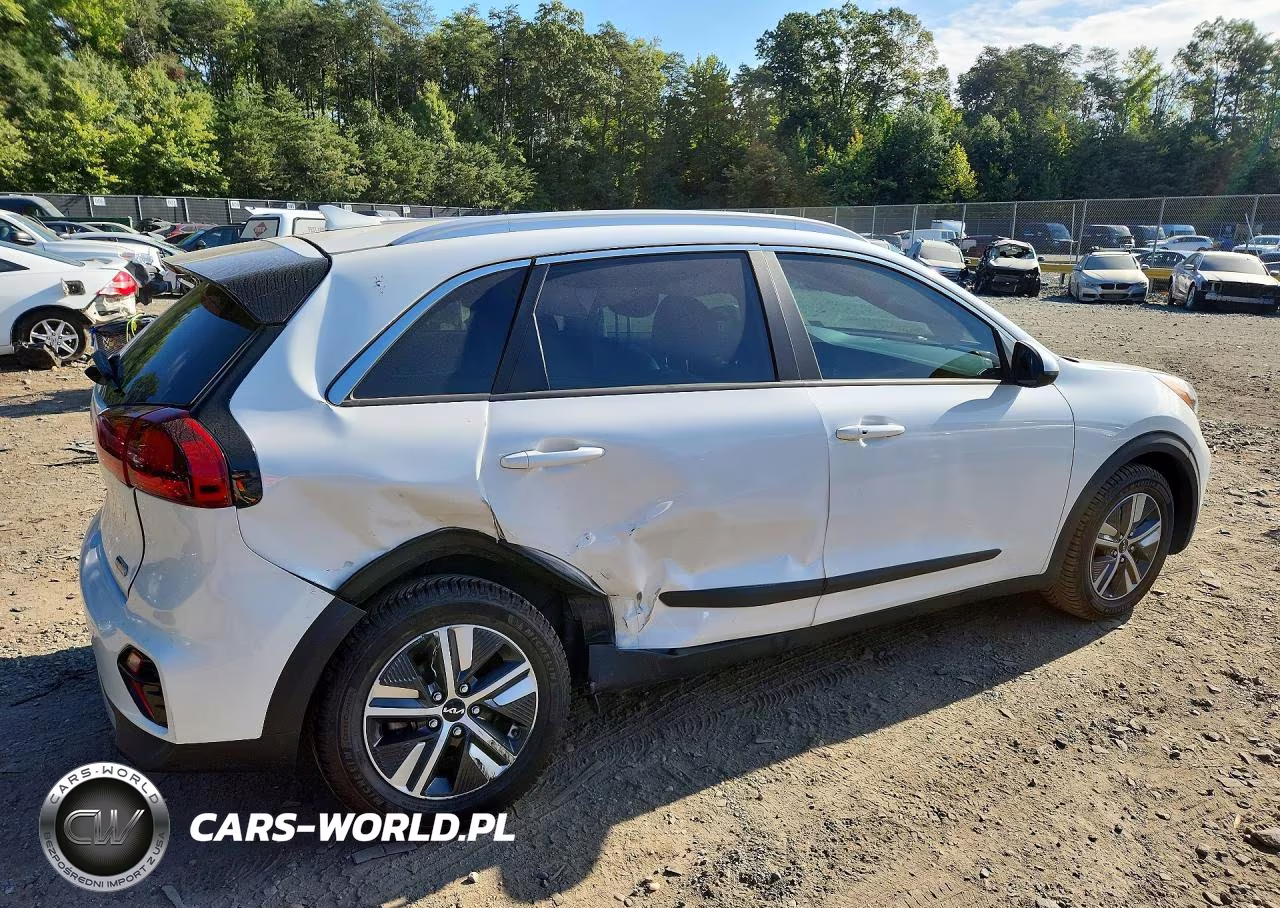 2022 Kia Niro Lxs VIN:KNDCB3LC1N5534455 - 3