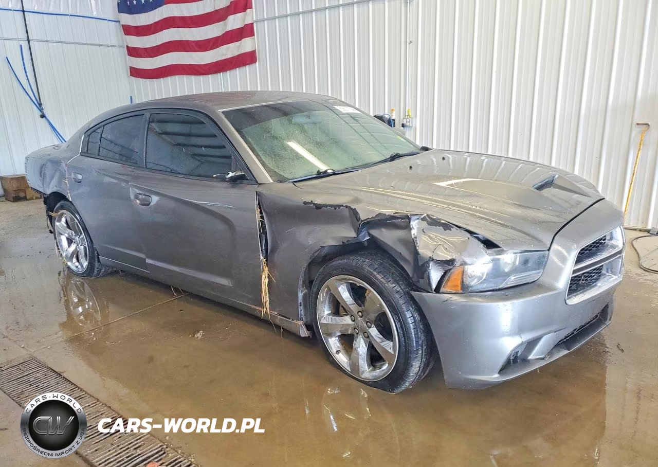 2011 Dodge Charger VIN:2B3CL3CG8BH544034 - 4