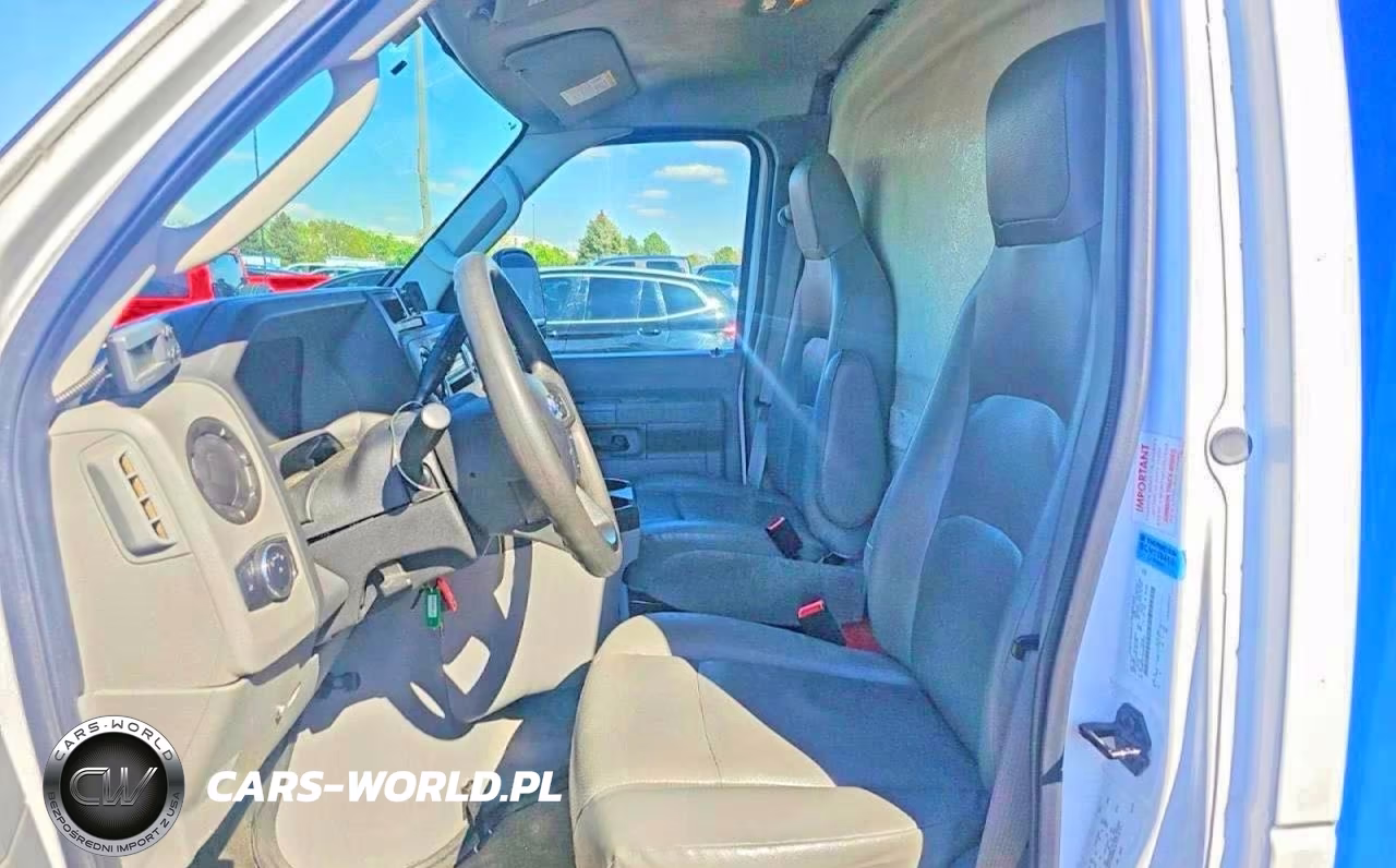 2023 Ford Econoline E350 Super Duty Cutaway Van VIN:1FDWE3FK9PDD31812 - 13