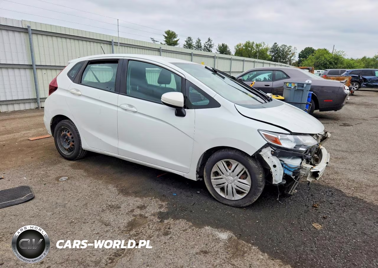 2018 Honda Fit Lx VIN:3HGGK5H44JM732872 - 4