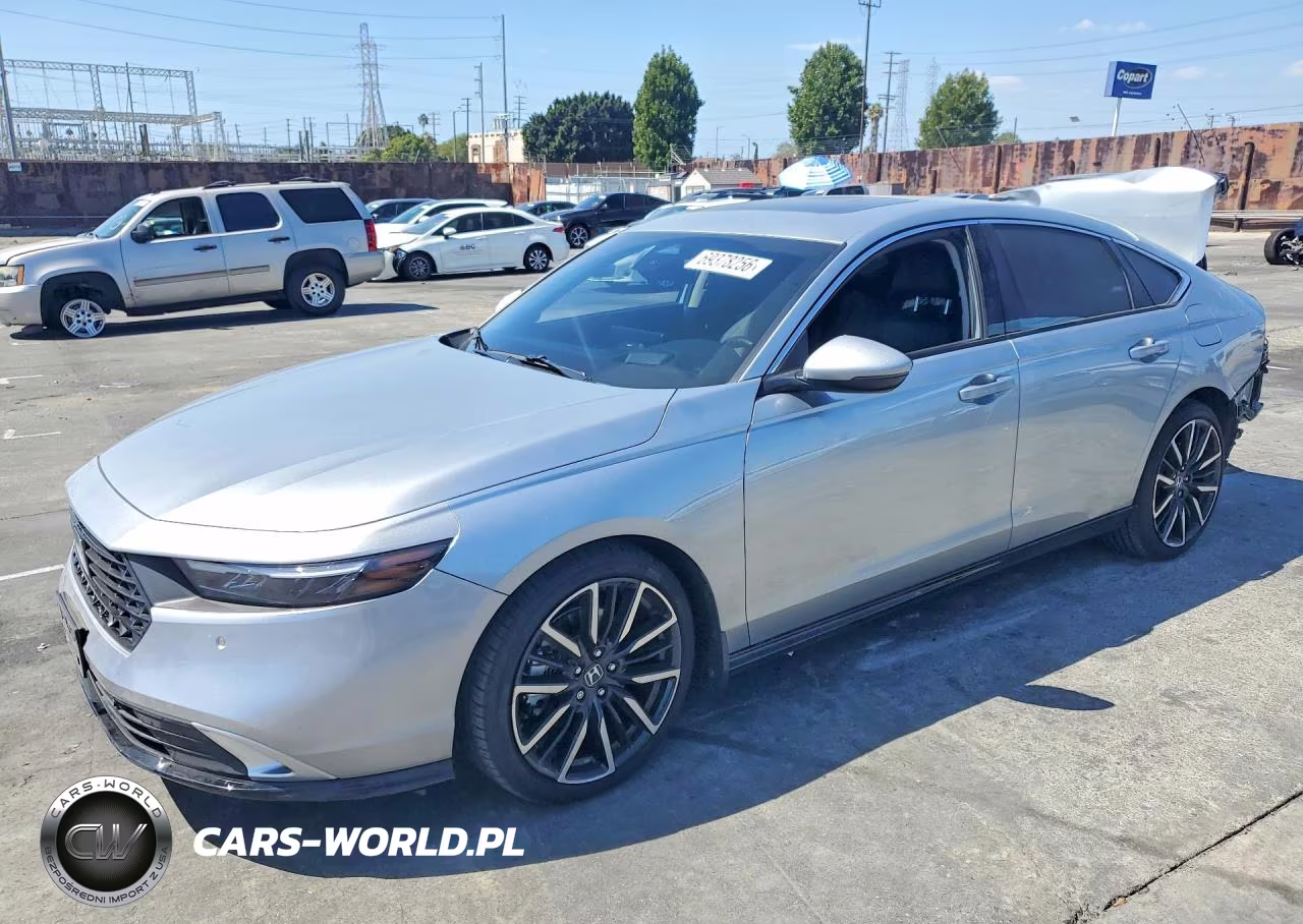 2025 Honda Accord Touring Hybrid – zdjęcie 1 z 13