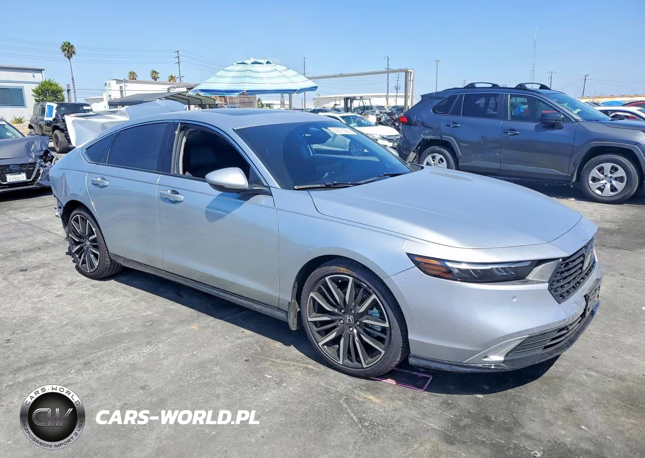 2025 Honda Accord Touring Hybrid VIN:1HGCY2F87SA081737 - 4