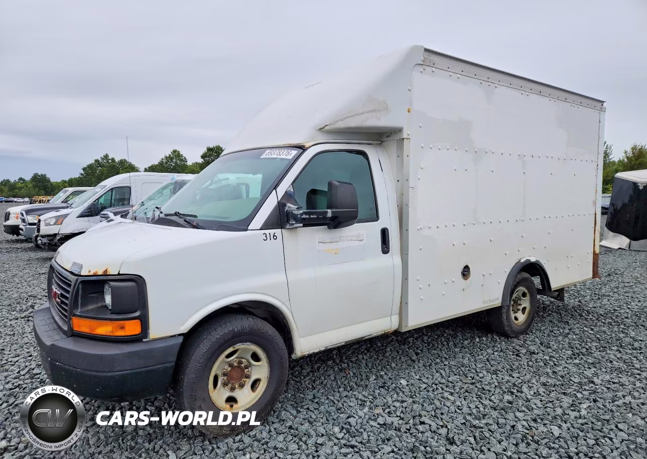 2014 GMC Savana Cutaway G3500 VIN:1GD072CAXE1123913 - 1