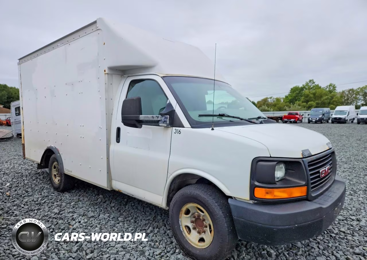 2014 GMC Savana Cutaway G3500 VIN:1GD072CAXE1123913 - 4