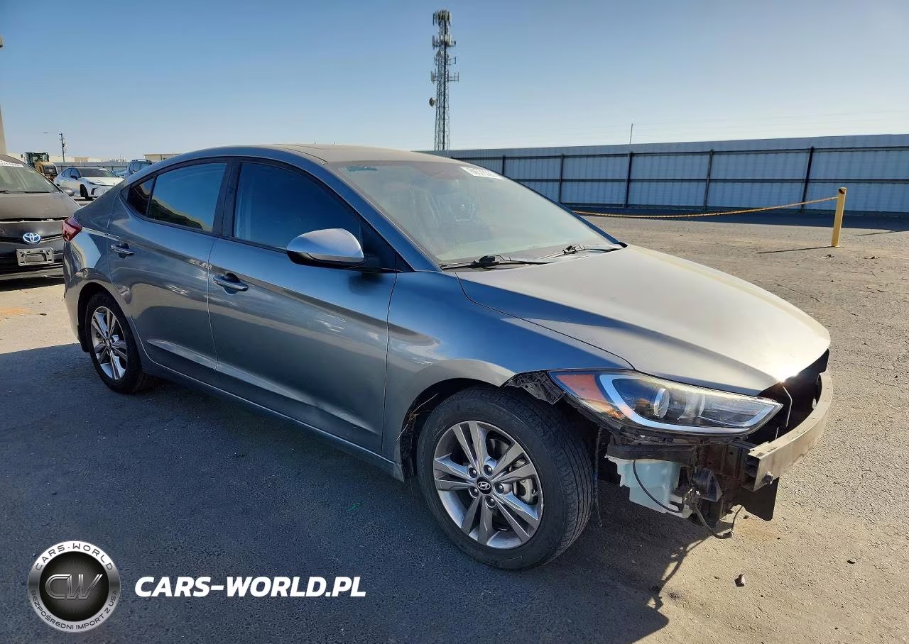 2017 Hyundai Elantra Value Edition VIN:KMHD84LFXHU371491 - 4