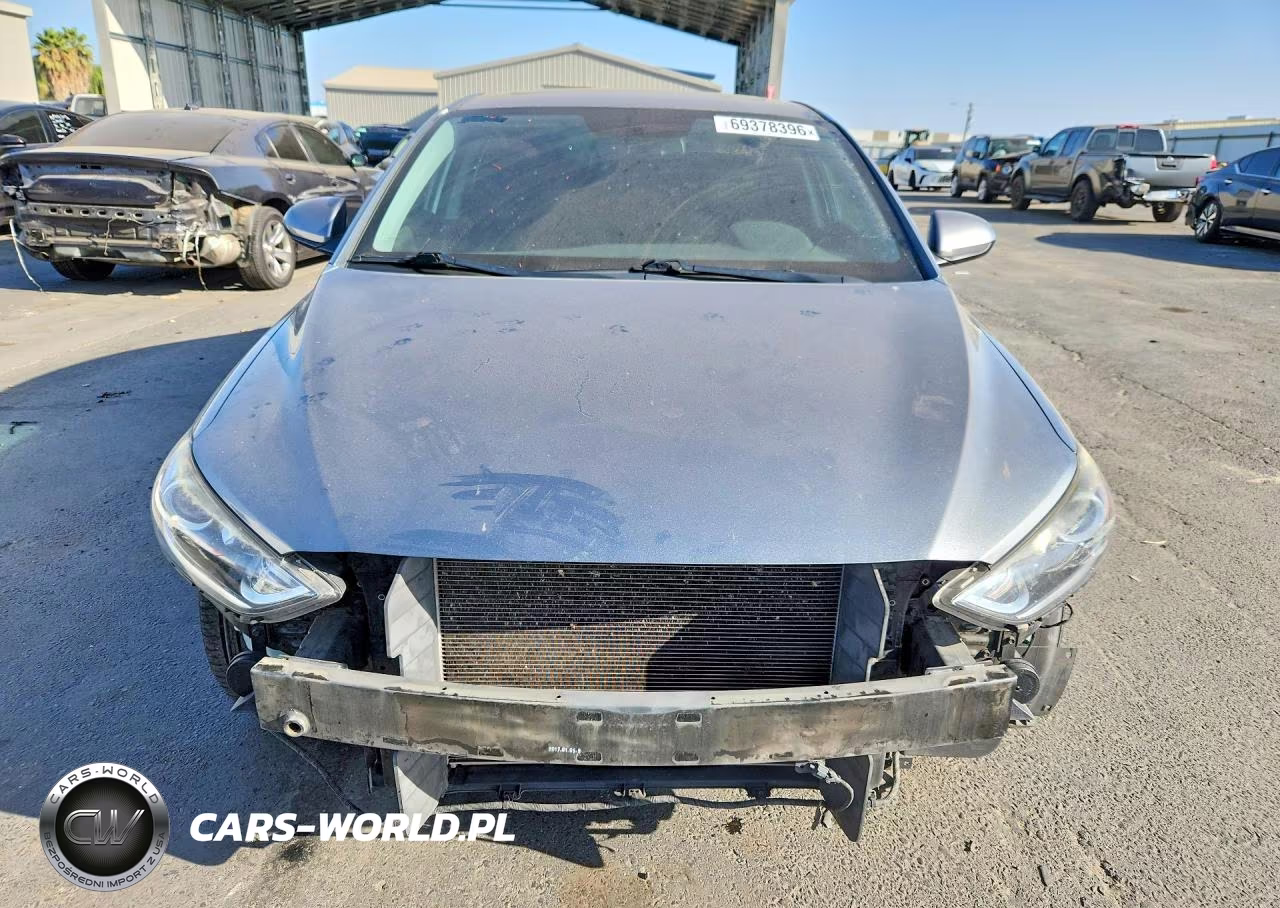 2017 Hyundai Elantra Value Edition VIN:KMHD84LFXHU371491 - 5