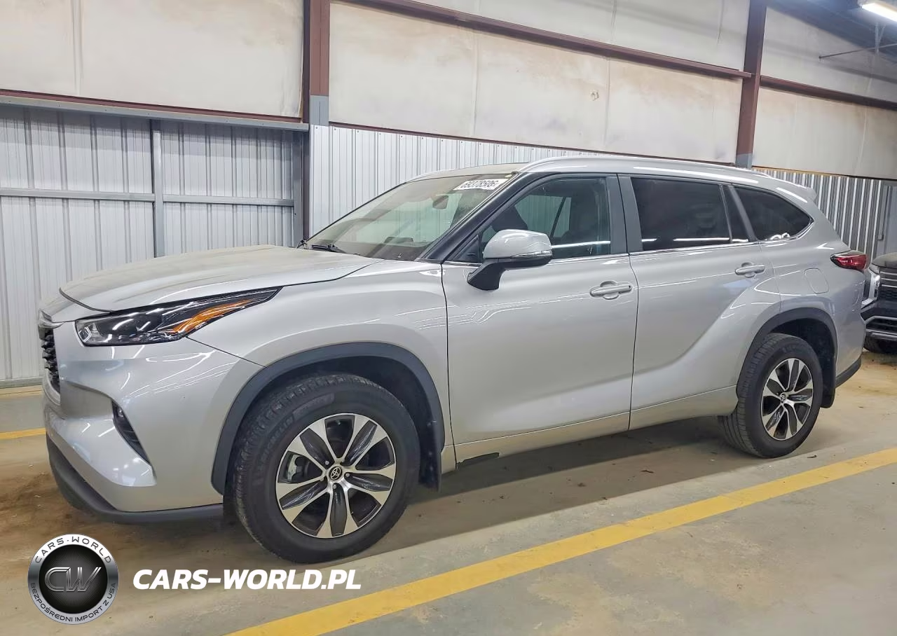 2023 Toyota Highlander Xle