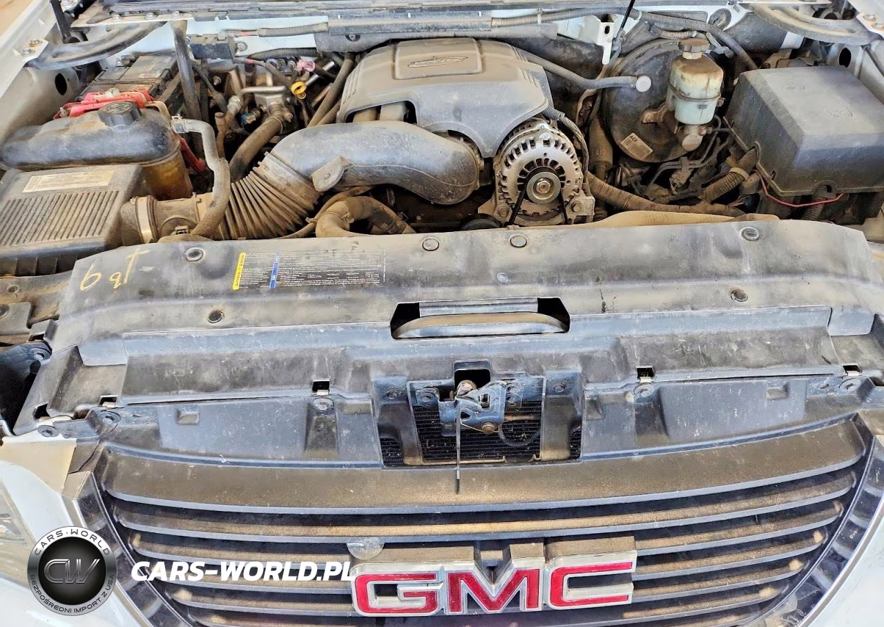 2007 GMC Yukon VIN:1GKFC13027R269811 - 12