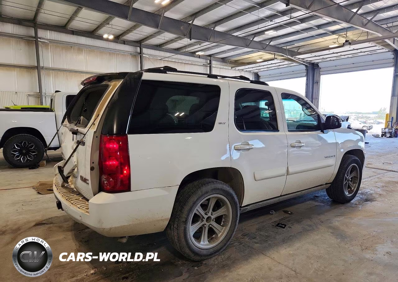 2007 GMC Yukon VIN:1GKFC13027R269811 - 3