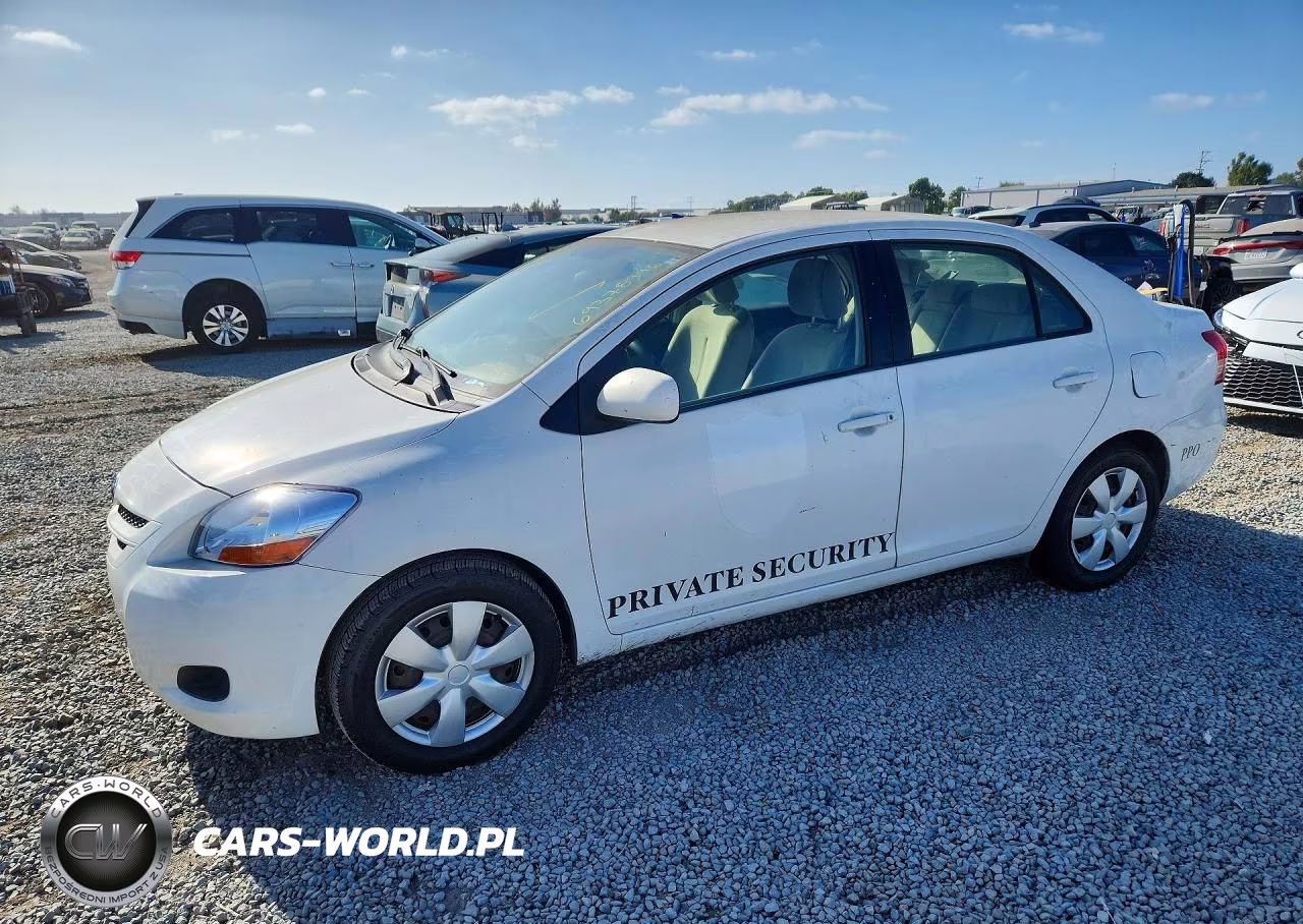 2007 Toyota Yaris Base