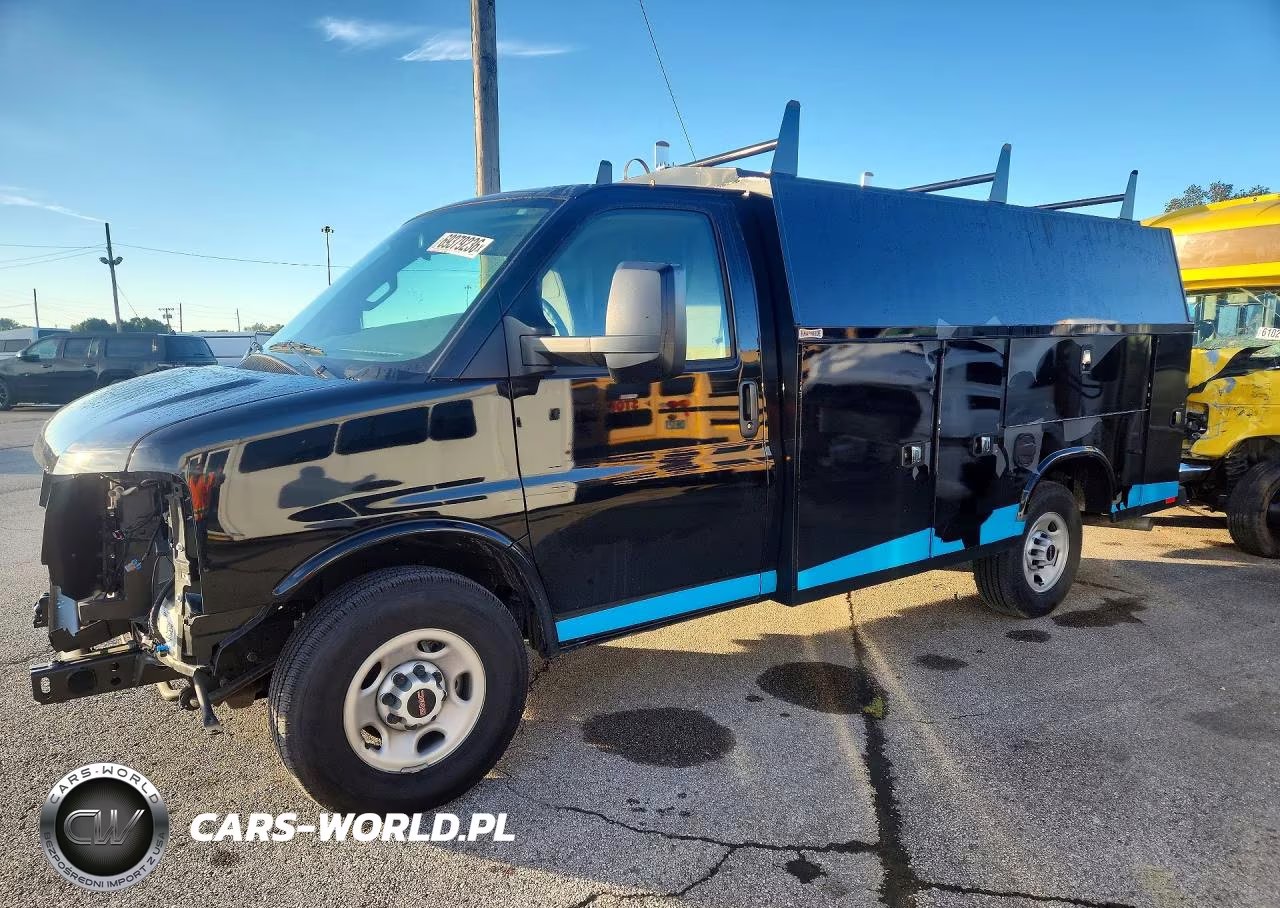 2026 GMC Savana Cutaway G3500 VIN:7GZ07RF73TN006146 - 1