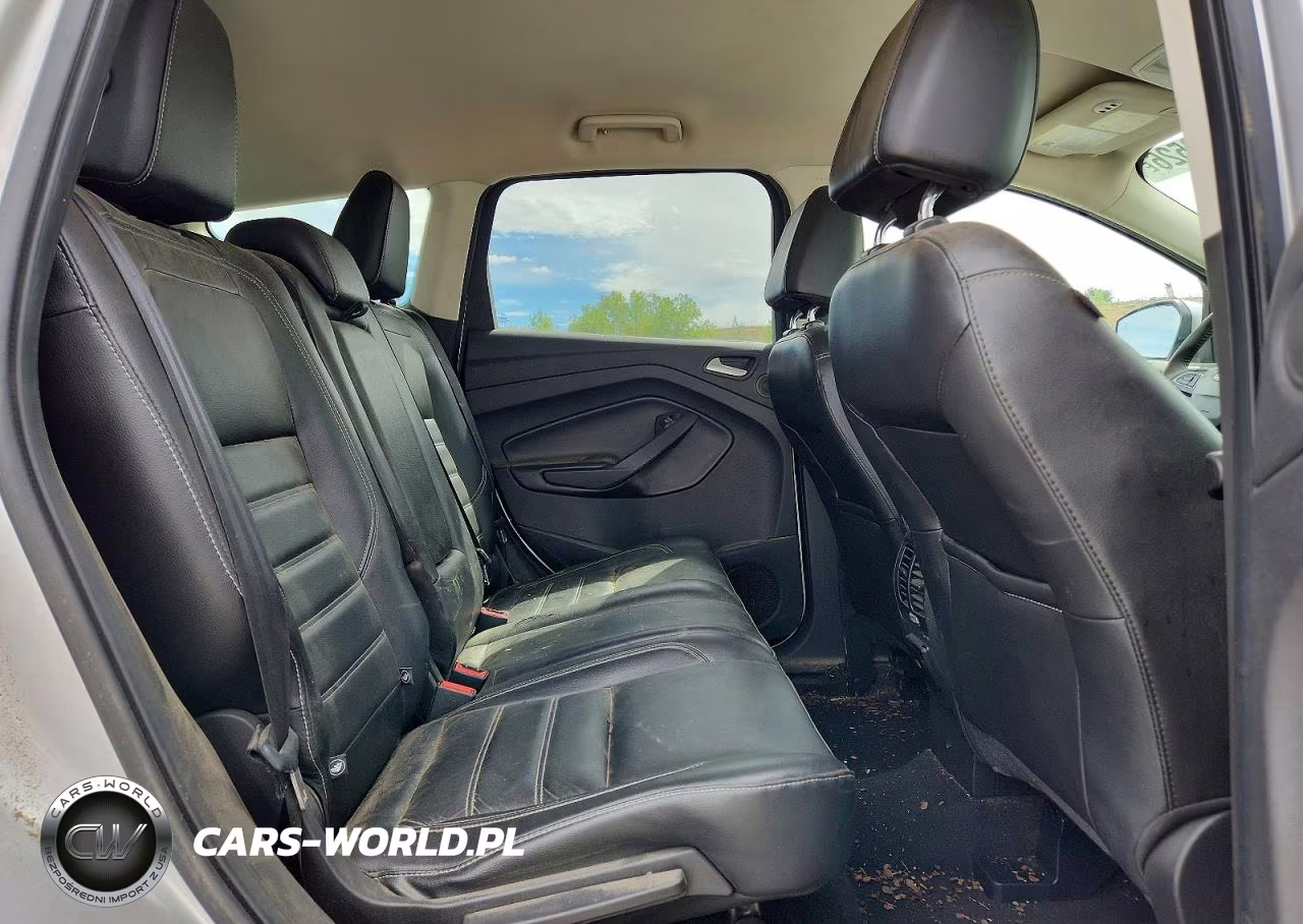 2017 Ford Escape Titanium VIN:1FMCU9J94HUE18208 - 11