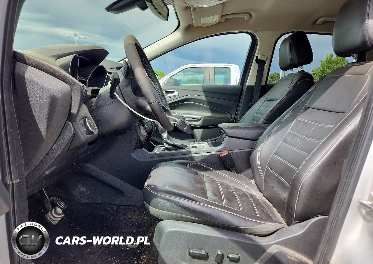 2017 Ford Escape Titanium VIN:1FMCU9J94HUE18208 - 7