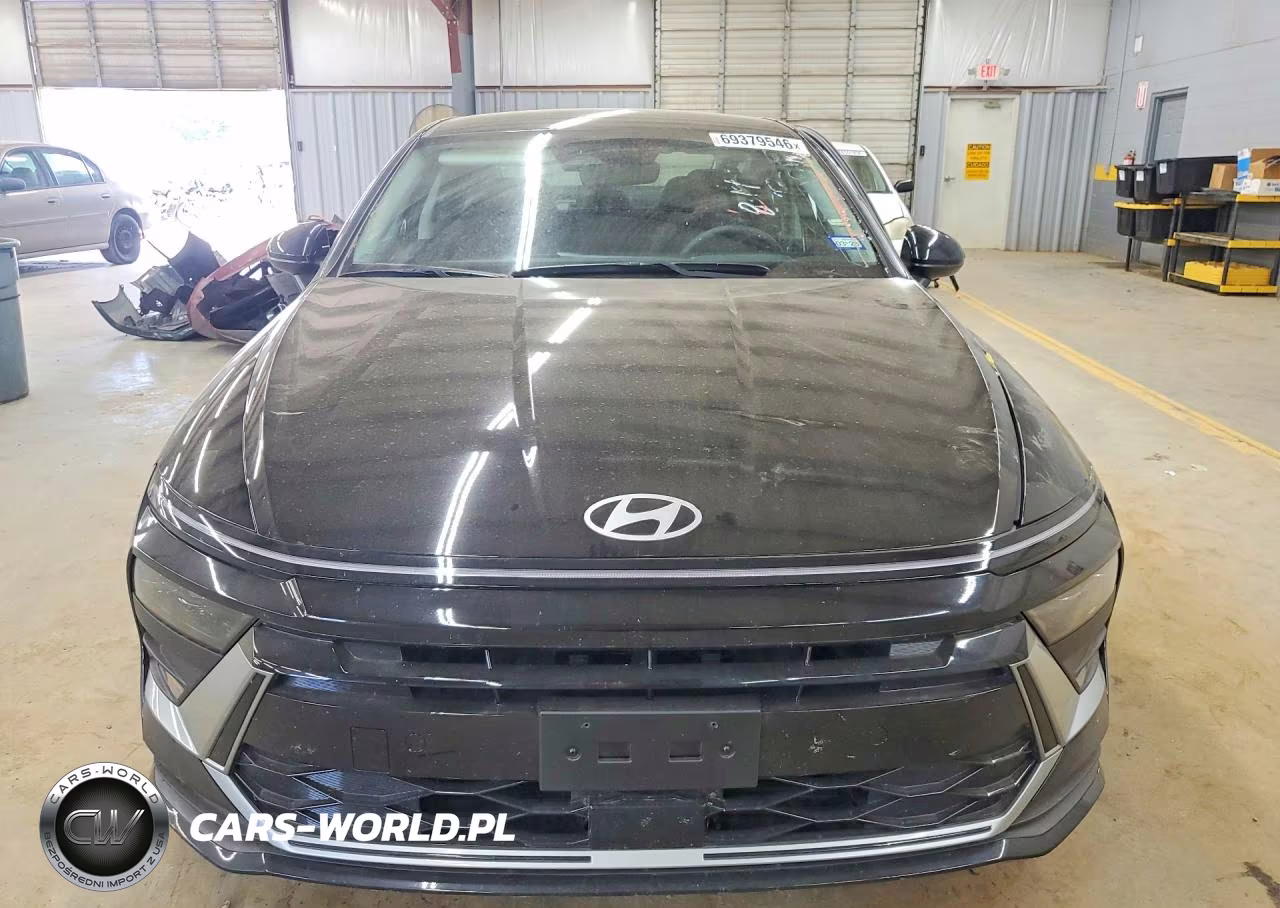 2026 Hyundai Sonata Hybrid Blue VIN:KMHL24JJ7TA165303 - 5