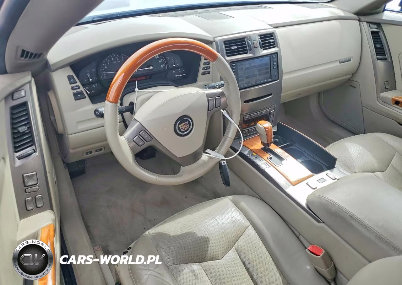 2004 Cadillac Xlr VIN:1G6YV34A645602745 - 8