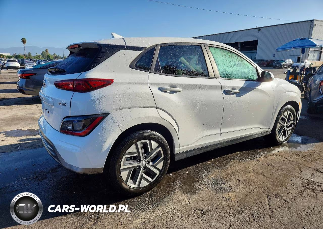2023 Hyundai Kona Se VIN:KM8K23AG8PU186384 - 3