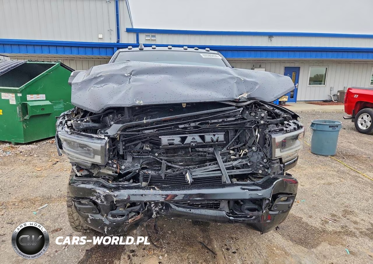 2019 Ram 2500 Laramie VIN:3C6UR5FL8KG545195 - 5