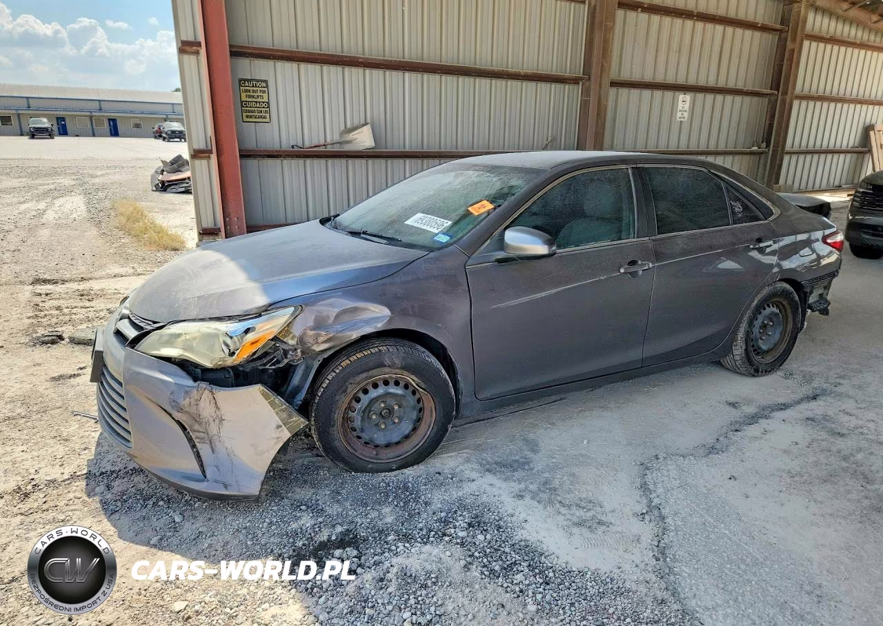 2016 Toyota Camry Le