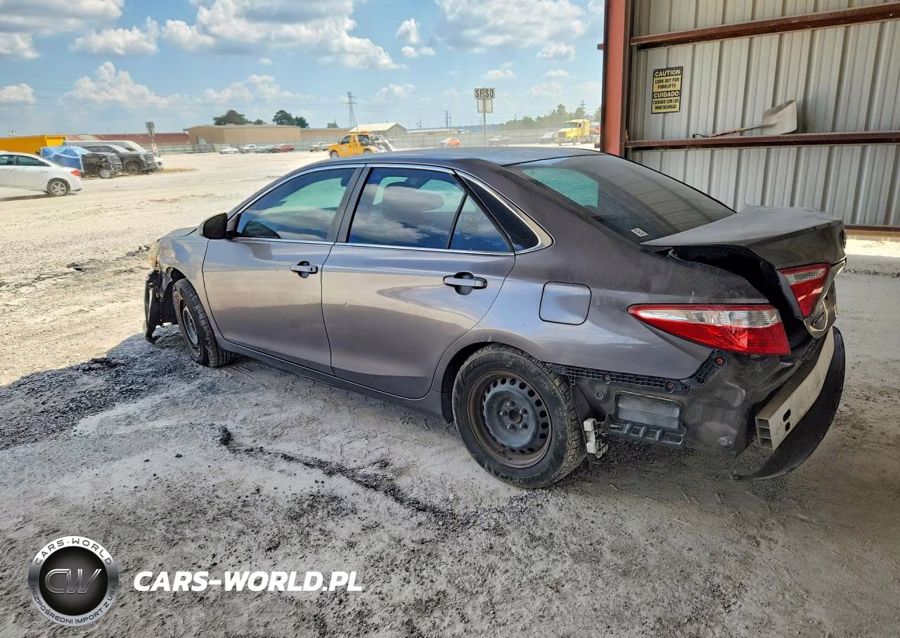 2016 Toyota Camry Le VIN:4T4BF1FK4GR575079 - 2