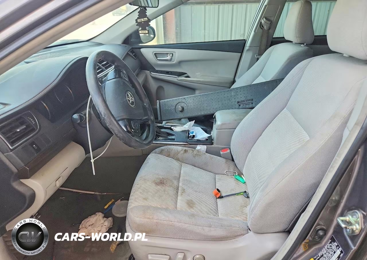 2016 Toyota Camry Le VIN:4T4BF1FK4GR575079 - 7