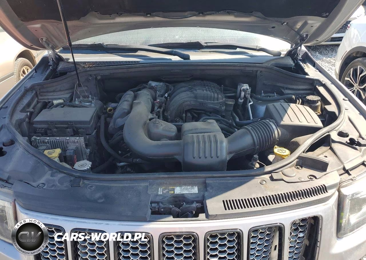 2014 Jeep Grand Cherokee Laredo VIN:1C4RJEAG5EC536493 - 12