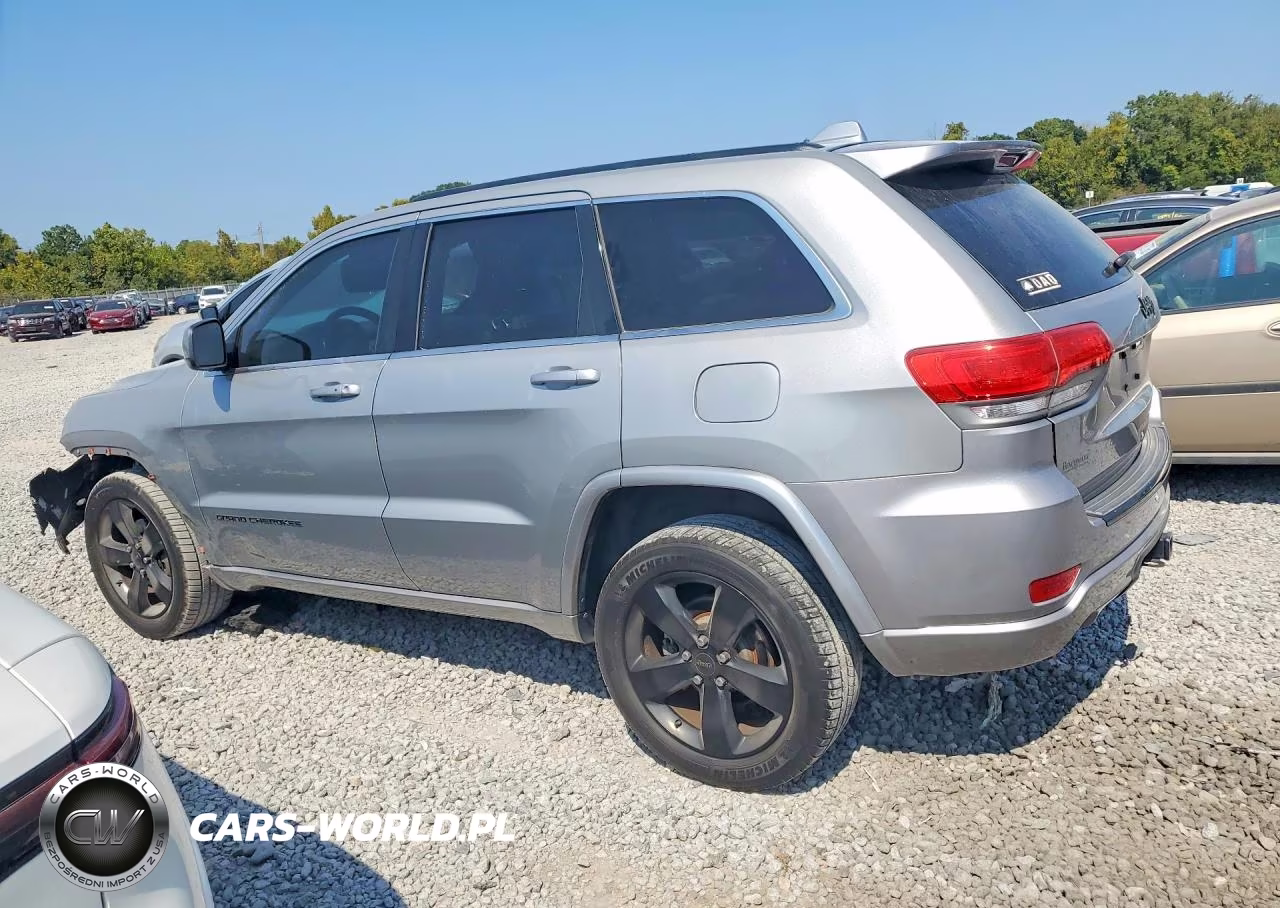 2014 Jeep Grand Cherokee Laredo VIN:1C4RJEAG5EC536493 - 2