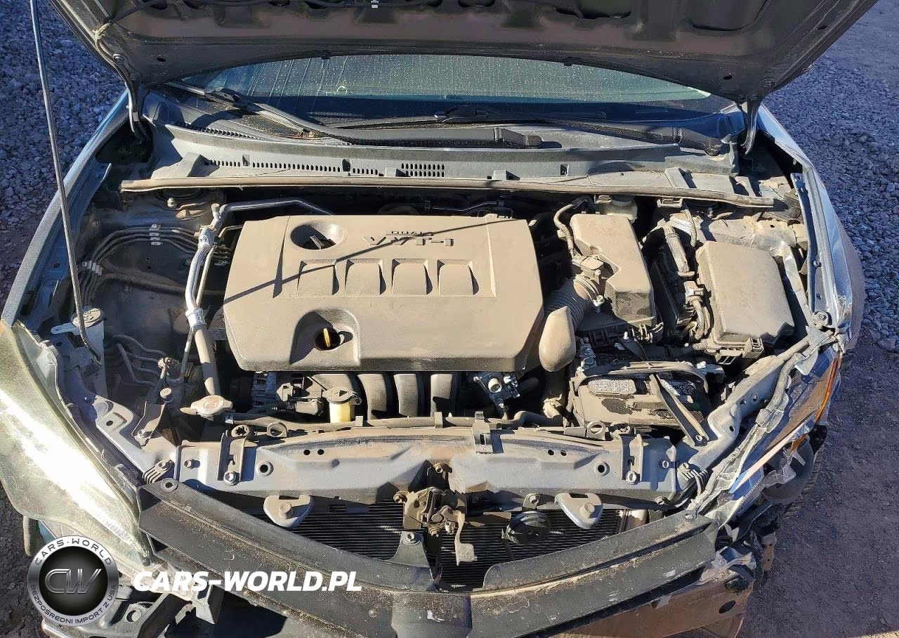 2018 Toyota Corolla Le VIN:2T1BURHE3JC097073 - 11
