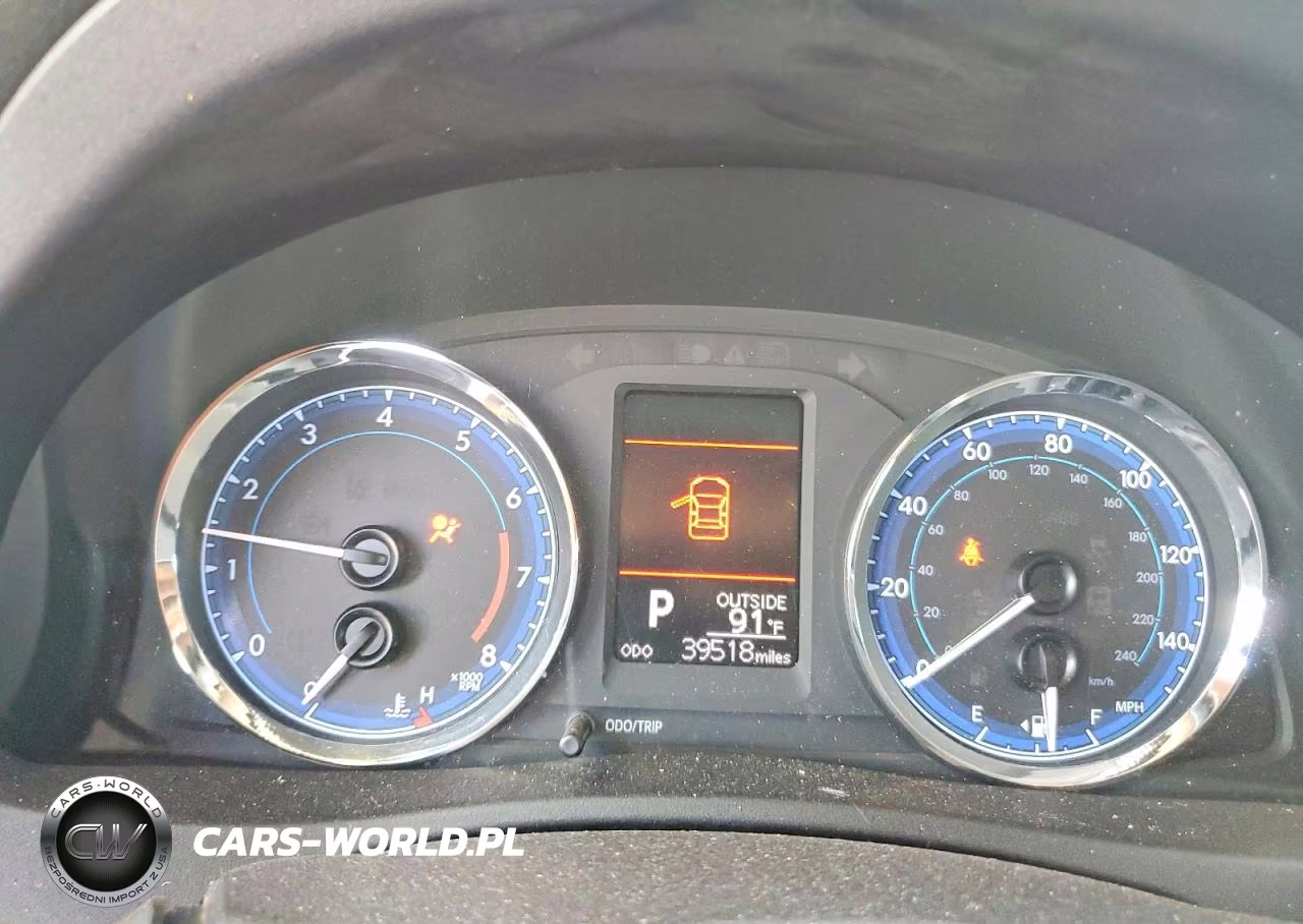 2018 Toyota Corolla Le VIN:2T1BURHE3JC097073 - 9