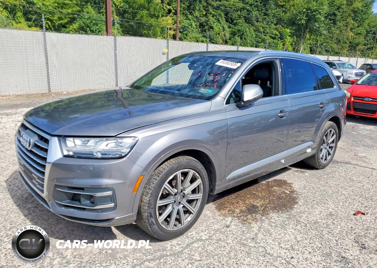 2017 Audi Q7 3.0T Premium VIN:WA1VAAF71HD055293 - 1