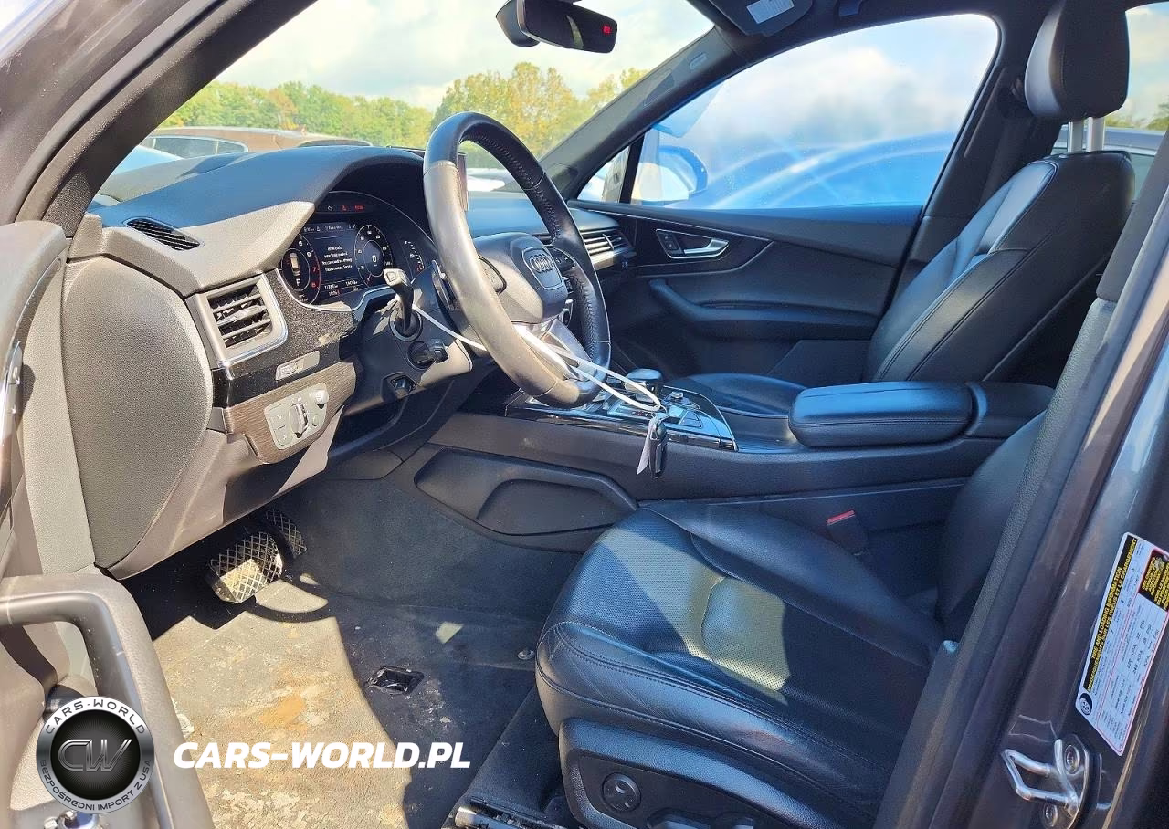 2017 Audi Q7 3.0T Premium VIN:WA1VAAF71HD055293 - 7