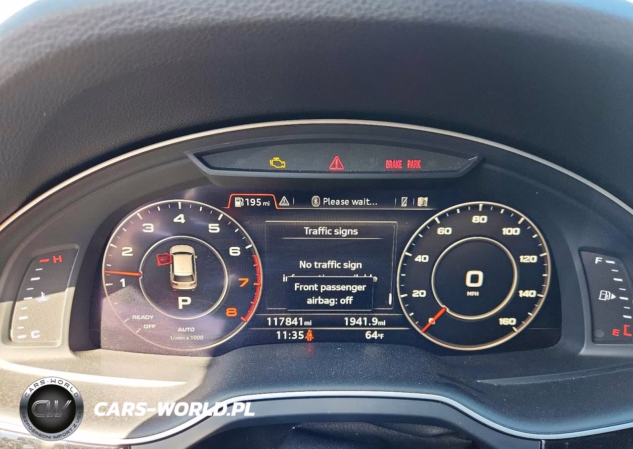 2017 Audi Q7 3.0T Premium VIN:WA1VAAF71HD055293 - 9