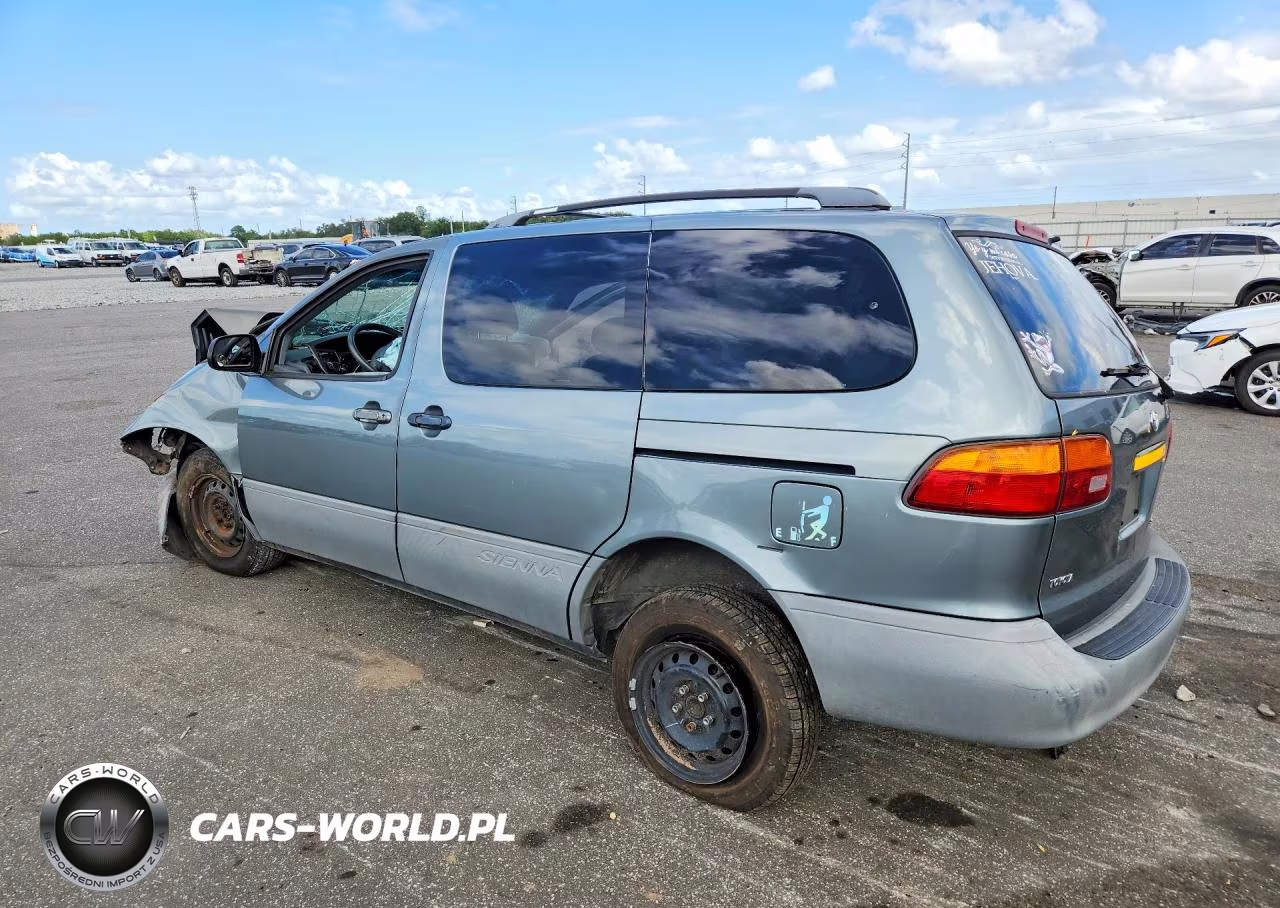 2000 Toyota Sienna Le VIN:4T3ZF13C9YU201758 - 2