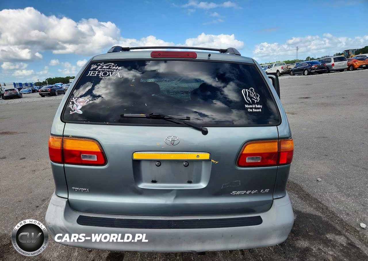 2000 Toyota Sienna Le VIN:4T3ZF13C9YU201758 - 6