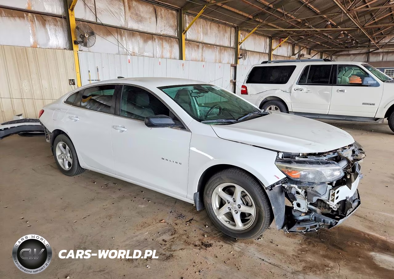 2018 Chevrolet Malibu Ls VIN:1G1ZB5ST2JF115986 - 4