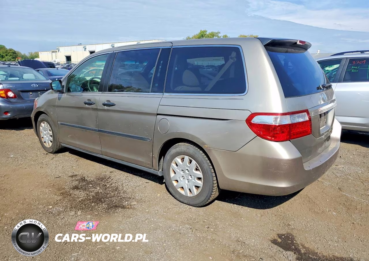 2005 Honda Odyssey Lx VIN:5FNRL38225B090315 - 2