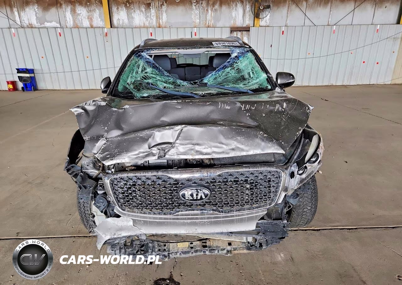 2018 Kia Sorento Lx V6 VIN:5XYPGDA50JG372946 - 5