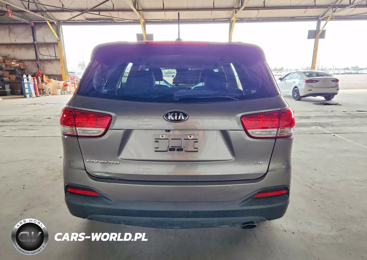 2018 Kia Sorento Lx V6 VIN:5XYPGDA50JG372946 - 6