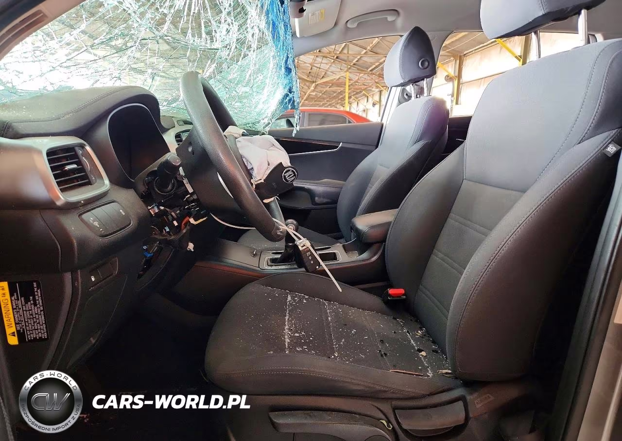 2018 Kia Sorento Lx V6 VIN:5XYPGDA50JG372946 - 7