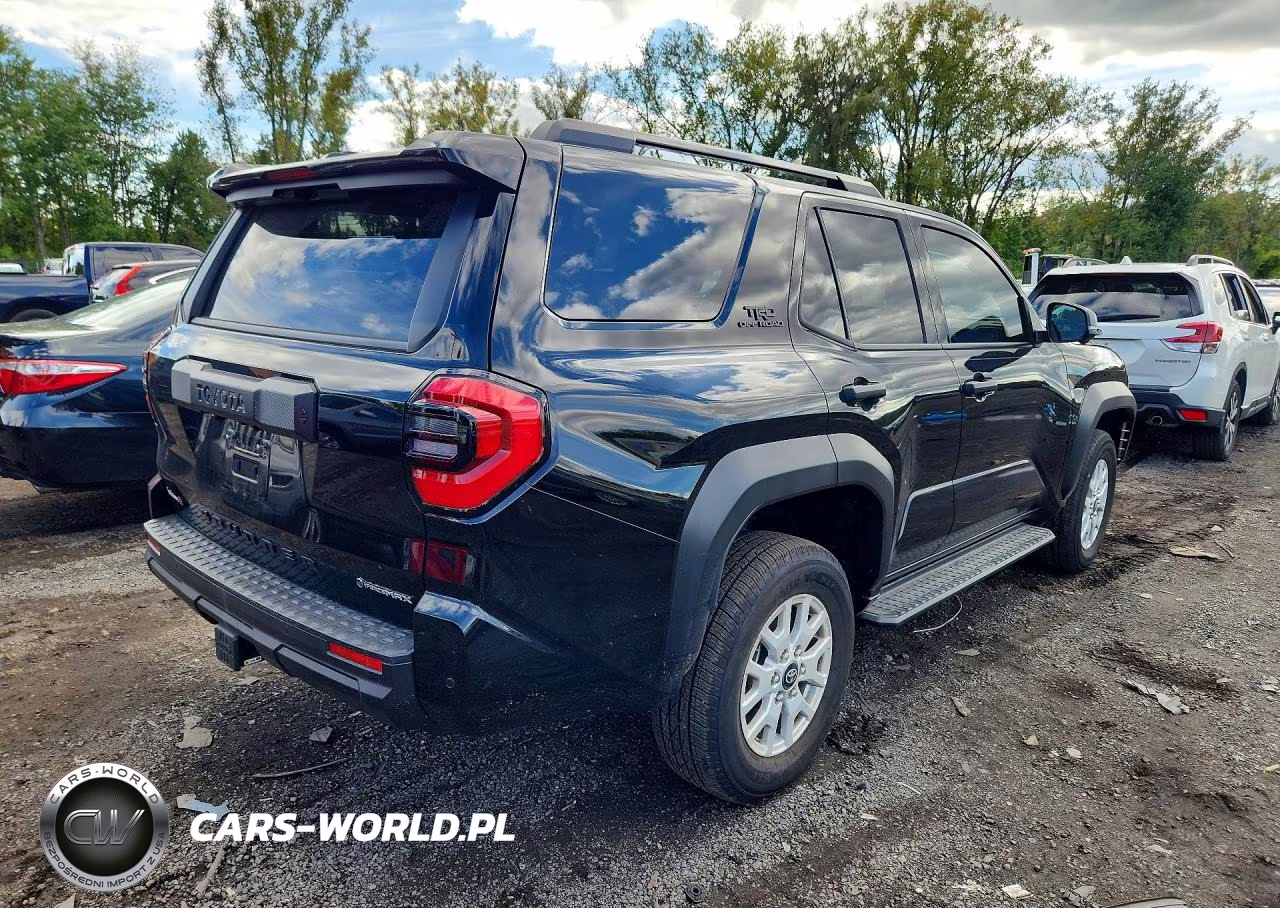 2026 Toyota 4Runner Trd Off-Road Premium Hv VIN:JTEVB5BR5T5034639 - 3