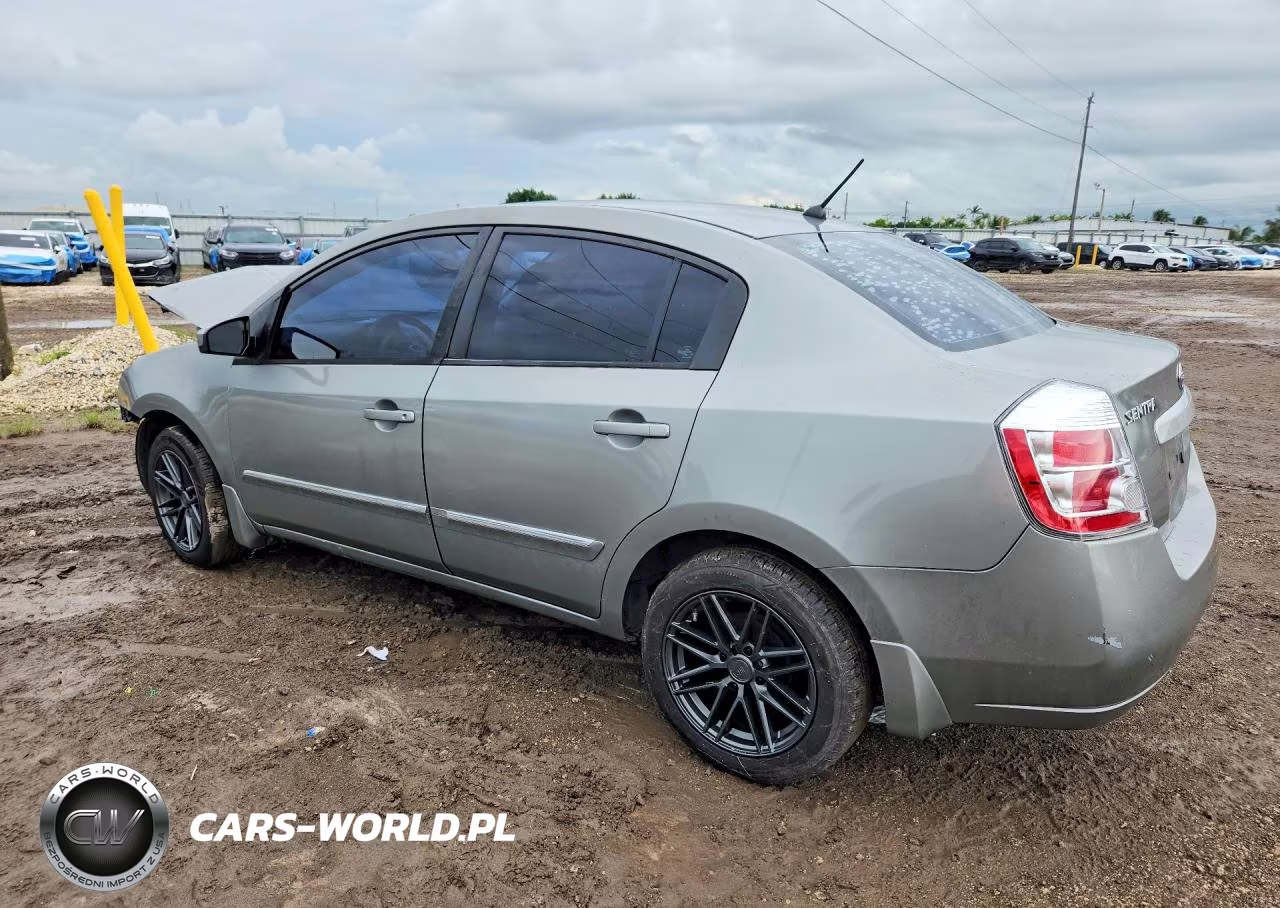 2010 Nissan Sentra 2.0 VIN:3N1AB6AP1AL618609 - 2