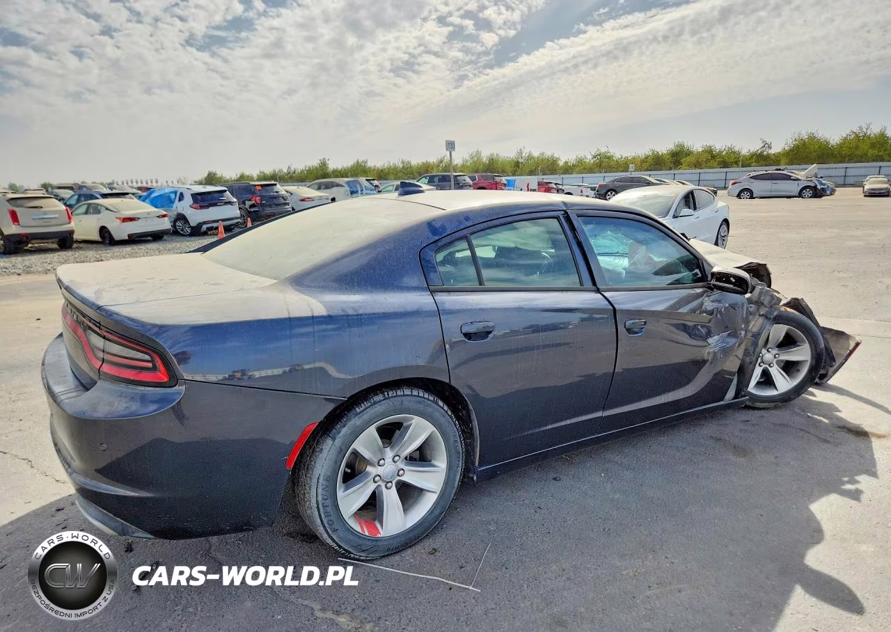 2018 Dodge Charger Sxt Plus VIN:2C3CDXHG1JH125747 - 3