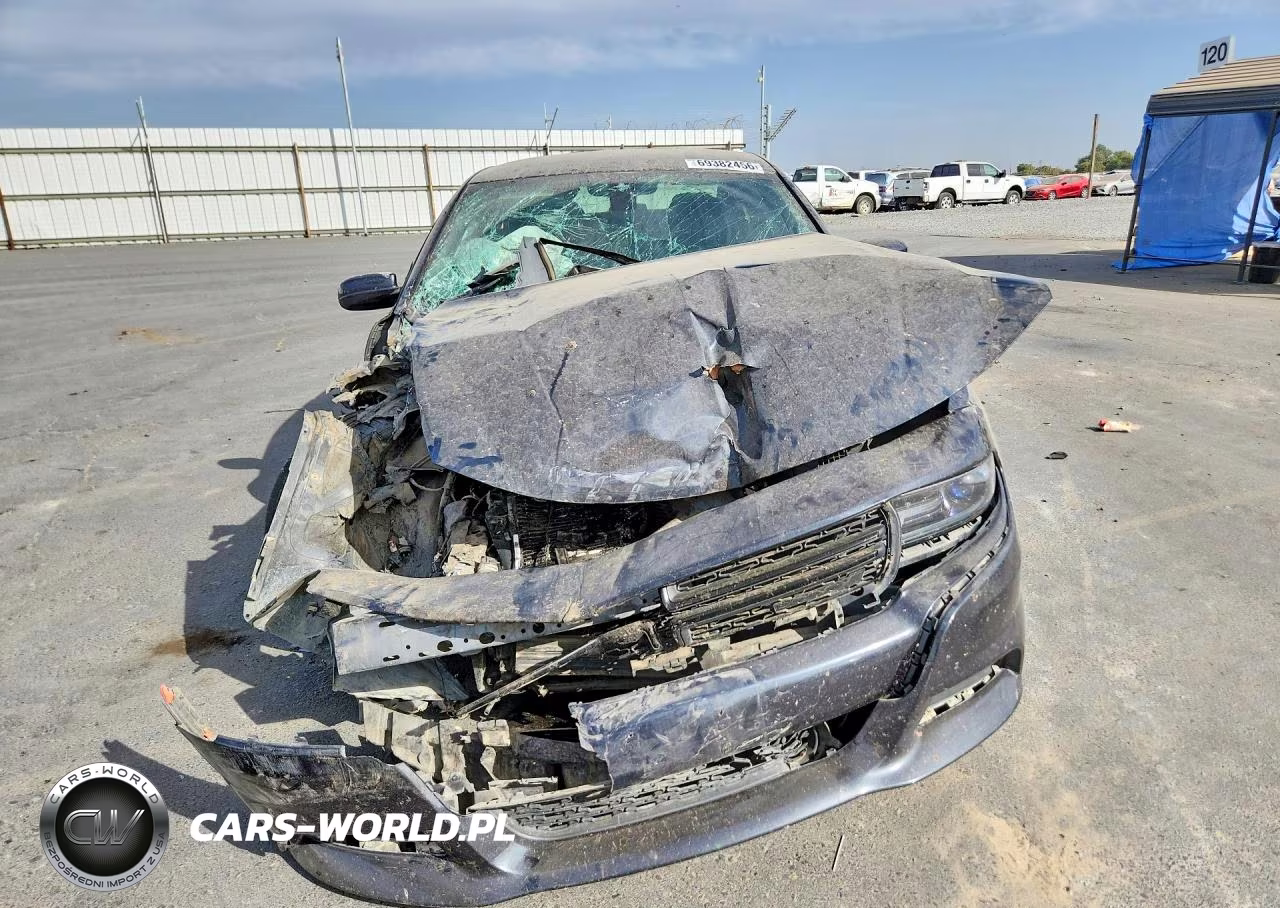 2018 Dodge Charger Sxt Plus VIN:2C3CDXHG1JH125747 - 5