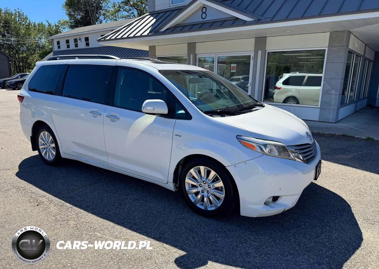 2016 Toyota Sienna Limited 7-Passenger
