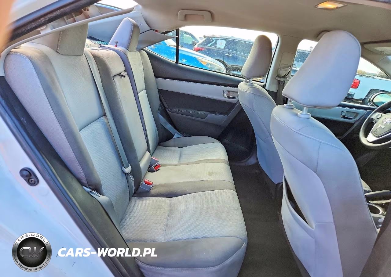 2017 Toyota Corolla L VIN:5YFBURHE8HP570170 - 10